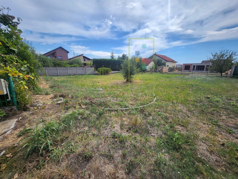 Timis Teren in Dumbravita. 600 mp. Utilitati la limita de proprietate